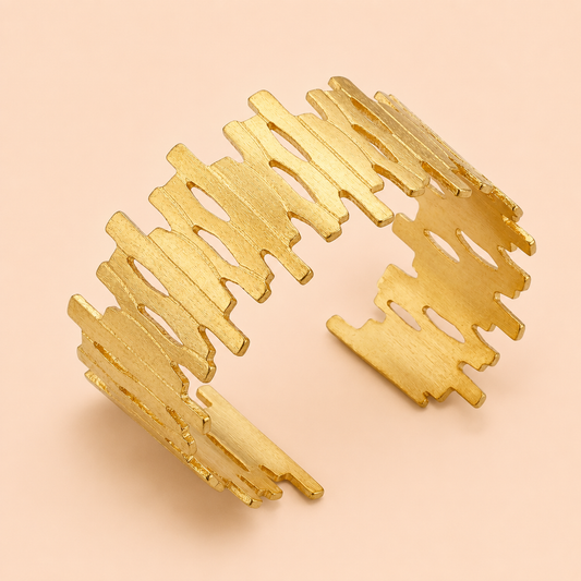 Shell Radiance Cuff Bracelet
